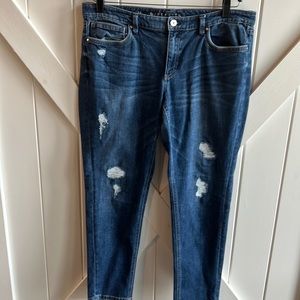 14 White House Black Market Distressed Girlfriend Jeans